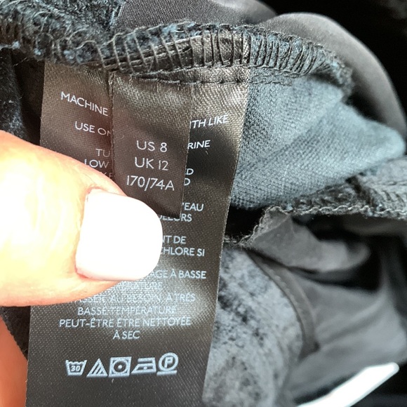 NWT Free People Women's Green Walk with You Velvet Flare Trousers Size 8 - Picture 11 of 13